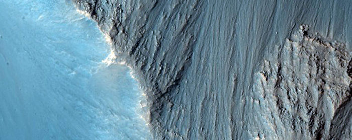 new-mars-photos-nasa-hirise-25-57b2c89f5c8f7__700