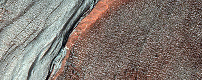 new-mars-photos-nasa-hirise-38-57b2c8be1a237__700